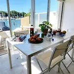 Marina Belle Vue Avec Appontement Apartament